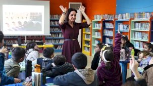 Antalya’da çocuklar kitaplarla buluşuyor