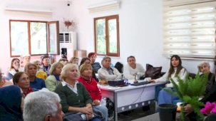 Antalya’da yaşlılara çiçek yetiştiriciliği ve bakım eğitimi