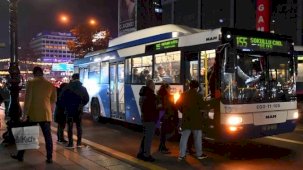 Başkent’te yılbaşı hazırlıkları tamamlandı