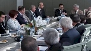 Erzurum Yakutiye'de Başkan Uçar lise müdürleriyle buluştu