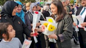 Gölcük’te Dünya Kadın Hakları Günü kutlaması