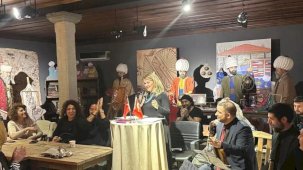 İzmir Öğretmen Akademilerİ'nde Türk Müziği ziyafeti