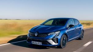 Kasım Ayında Açık Ara Satış Lideri Olan Renault Rekorlar Kırmaya Devam Ediyor