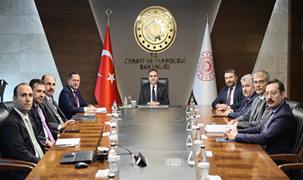 Konya heyeti Sanayi ve Teknoloji Bakanı Mehmet Fatih Kacır'ı ziyaret etti