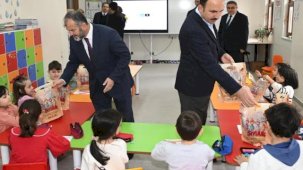 Konya'da Başkan Altay, çocukların 'Şivlilik' coşkusuna eşlik etti