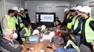 KOÜ'lü öğrenciler Büyükşehir'in projesini inceledi