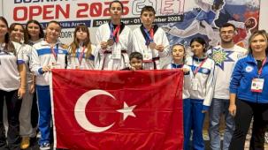 Muğlalı tekvandocular Bosna Hersek’te madalyaları topladı