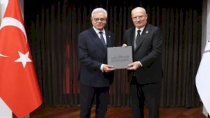 Pakistan Büyükelçisi Junaid, ATO Başkanı Baran'ı Ziyaret Etti