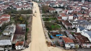Sakarya'da bağlantı yolunda üstyapı çalışmaları hız kazandı