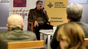 Sakarya'da “Hakkın Sesi, Hakikatin Yüzü Mehmed Âkif” söyleşisi