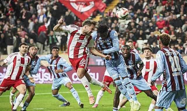 Hesap.com Antalyaspor 1-1 Trabzonspor (Maç Sonucu)