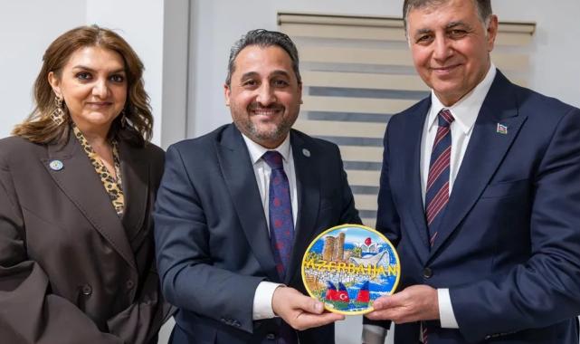 İzmir–Bakü kardeşliği 40 yaşında