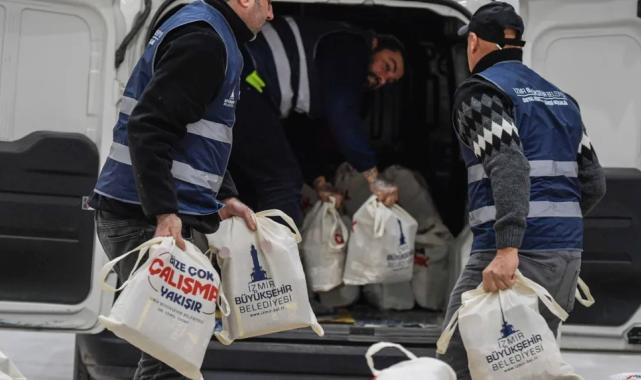 İzmir'de 24 bin haneye kahvaltı paketi dağıtımı başladı