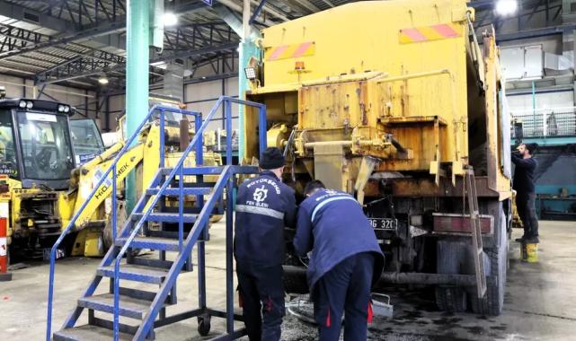 Kocaeli Büyükşehir atölyelerinden sahaya kesintisiz hizmet