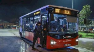 Balıkesir Büyükşehir’den öğrencilere ulaşımda büyük destek