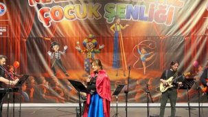 İstanbul Maltepe'de yarıyıl şenliği sürüyor