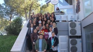 İzmir'de okul aile birliklerine Büyükşehir'den güçlü destek