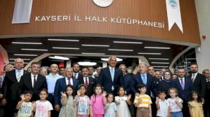 Kayseri Büyükşehir kütüptanelerine ziyaretçi akını