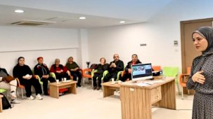Parkinson Akademi üyelerine yaşam tarzı eğitimi