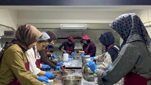 Sakarya'da kadınlara yönelik çikolata ve kahve atölyesi tamamlandı