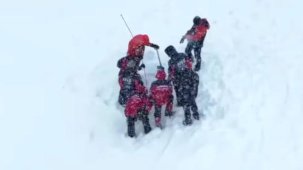 Yoğun karla mücadelede 42 bin personel sahada