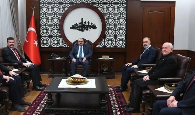 Balıkesir’de Emekli Emniyet Mensuplarından Vali Ustaoğlu’na ziyaret