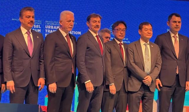 Başkan Büyükgöz, 1. Uluslararası Kentsel Dönüşüm Zirvesi’ne katıldı