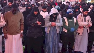 ABD Times Meydanı'nda teravih namazı