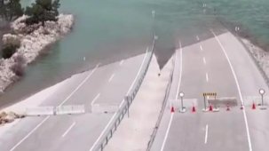 Antalya–Konya yoluna taşkın engeli! Geçici olarak trafiğe kapatıldı!