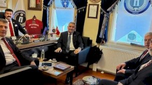 EMSAV’a emekli polis başkanlarından anlamlı ziyaret