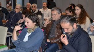 İzmir Efes Tarlası'nda zeytinyağı tadım etkinliğine yoğun ilgi