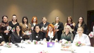 Kadın Liderler Kulübü Çığ Gibi Büyüyor