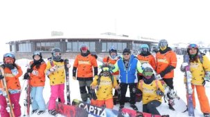 Kayseri Büyükşehir'den kayak okulu hizmeti