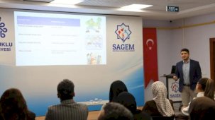 Konya Selçuklu'da aileler akran zorbalığına karşı eğitildi