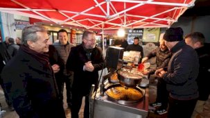 Sakarya'da Başkan Alemdar'dan iftar öncesi Geyve turu