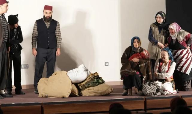Trabzon’un kayıp yılları ilçelerde sahneye taşınıyor