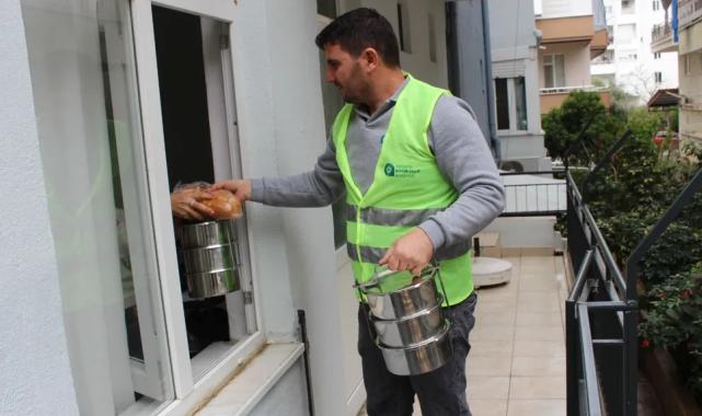 Antalya’da aşevi desteği büyüyor... 2025’te 259 bin porsiyon yemek dağıtıldı