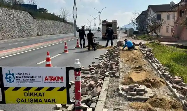 Başiskele’de tretuvar yenileme çalışmaları tamamlandı