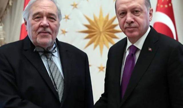 Cumhurbaşkanı Erdoğan'dan Türk tarihinin duayenine taziye mesajı
