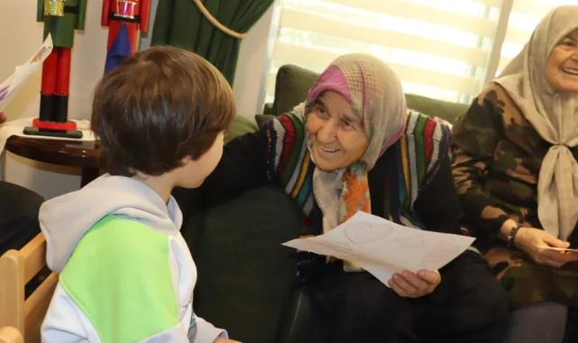 İzmitli miniklerden ulu çınarlara anlamlı ziyaret