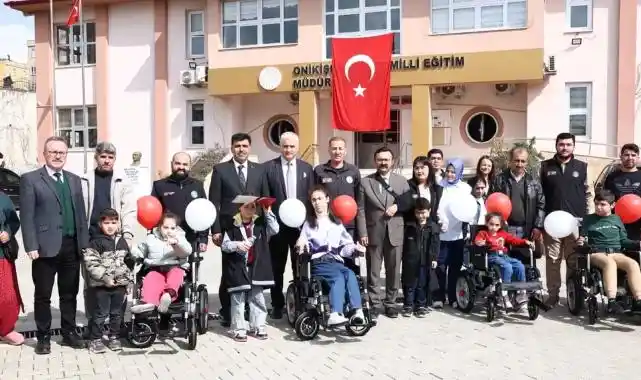 Kahramanmaraş'ta hayırsever polis memurundan özel öğrencilere anlamlı destek