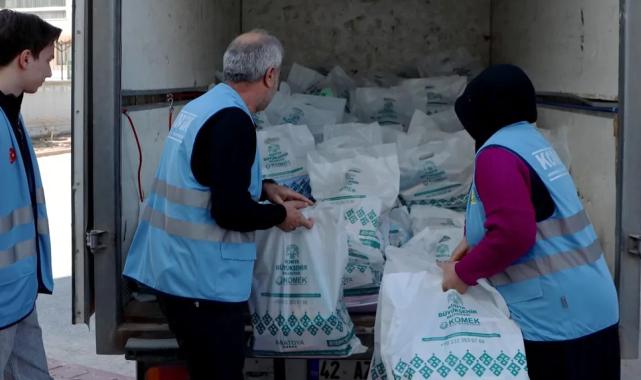 KOMEK kursiyerleri Ramazan boyunca gönüllere dokundu