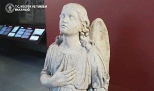 'Melek Heykeli' evine döndü!