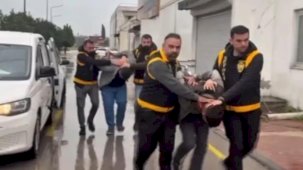 Adana'da hayvana şiddet görüntülerine 2 gözaltı!