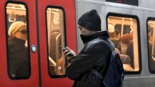 Ankaralılar metroda kesintisiz iletişimle yol alıyor