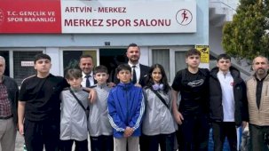 Artvinli taekwondocular madalya için Antalya’ya gitti