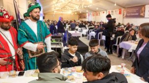 Başkan Köymen, Maltepelilerle aynı sofrada buluştu