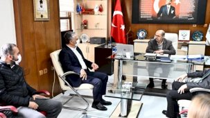 Başkan Uysal’dan Gazipaşa Kitap Fuarı'na ziyaret