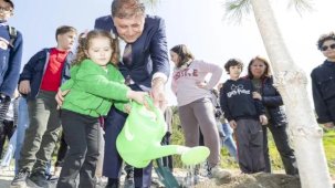 Çocuklara verilen söz tutuldu, fidanlar toprakla buluştu
