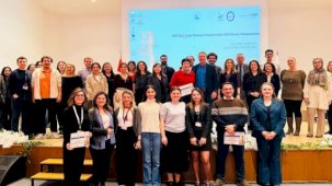 Dokuz Eylül'de bilimin pusulası 'Etik' oldu